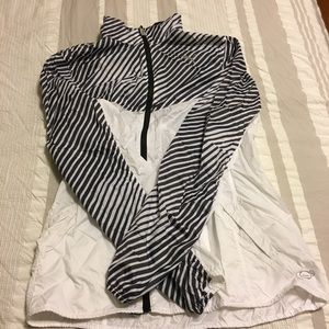 Women Puma Graphic Jacket